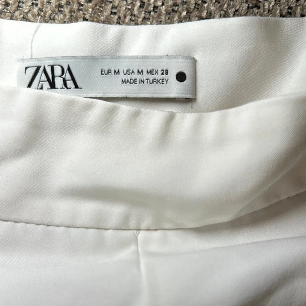 Zara White High Waist Shorts - Picture 3 of 4